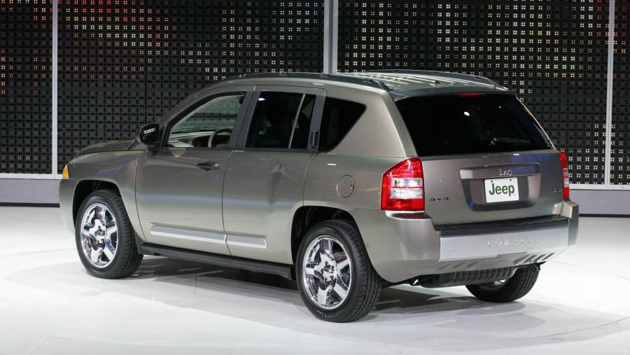  Jeep Compass 2007 года  (фото 29 из 100)